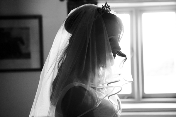 Bride wearing a veil - Picture by Rusty and Sailor Photography